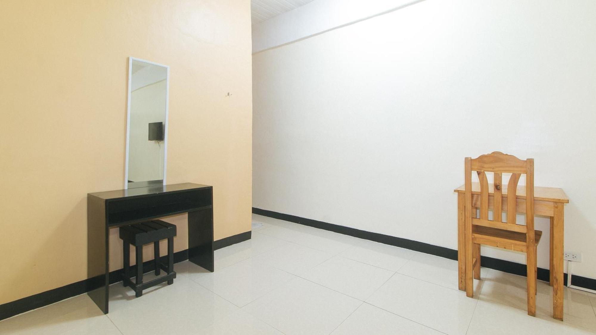 Reddoorz Near Sm City Muntinlupa San Pedro  Εξωτερικό φωτογραφία