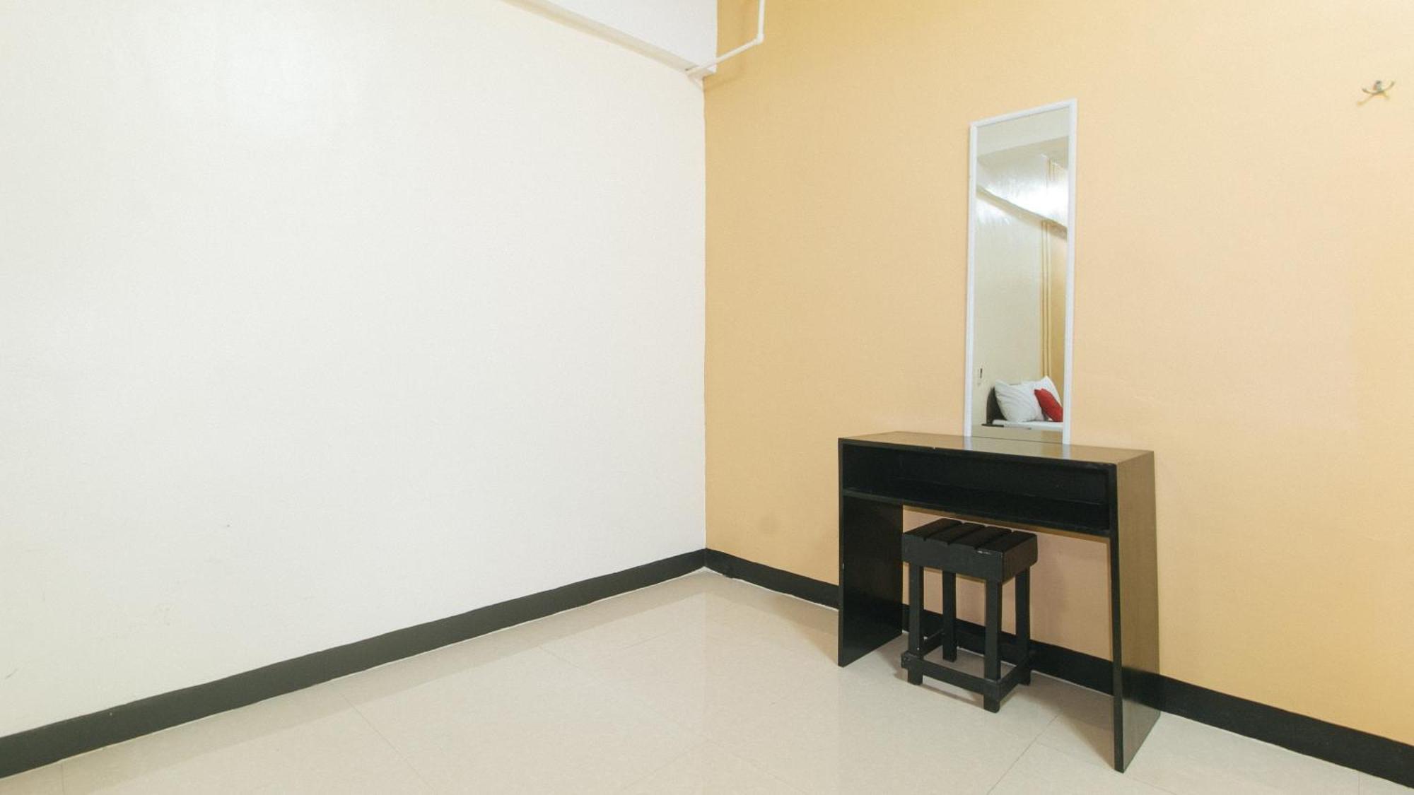 Reddoorz Near Sm City Muntinlupa San Pedro  Εξωτερικό φωτογραφία